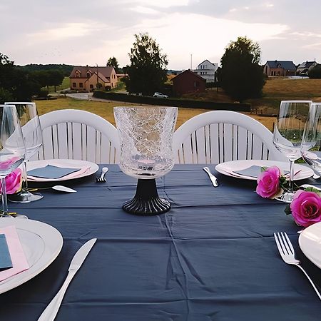 Au Chant Des Roches - Parking - Wifi - Terrasse - Chambres Familiales - Cerfontaine Exterior foto